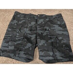 Men's RedHead Fulton Flex Cargo Shorts Size 52 Grey Camo 8 Pocket 10" Inseam NWT